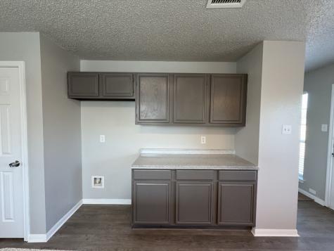 704 Inglewood Trail Desoto TX 75115