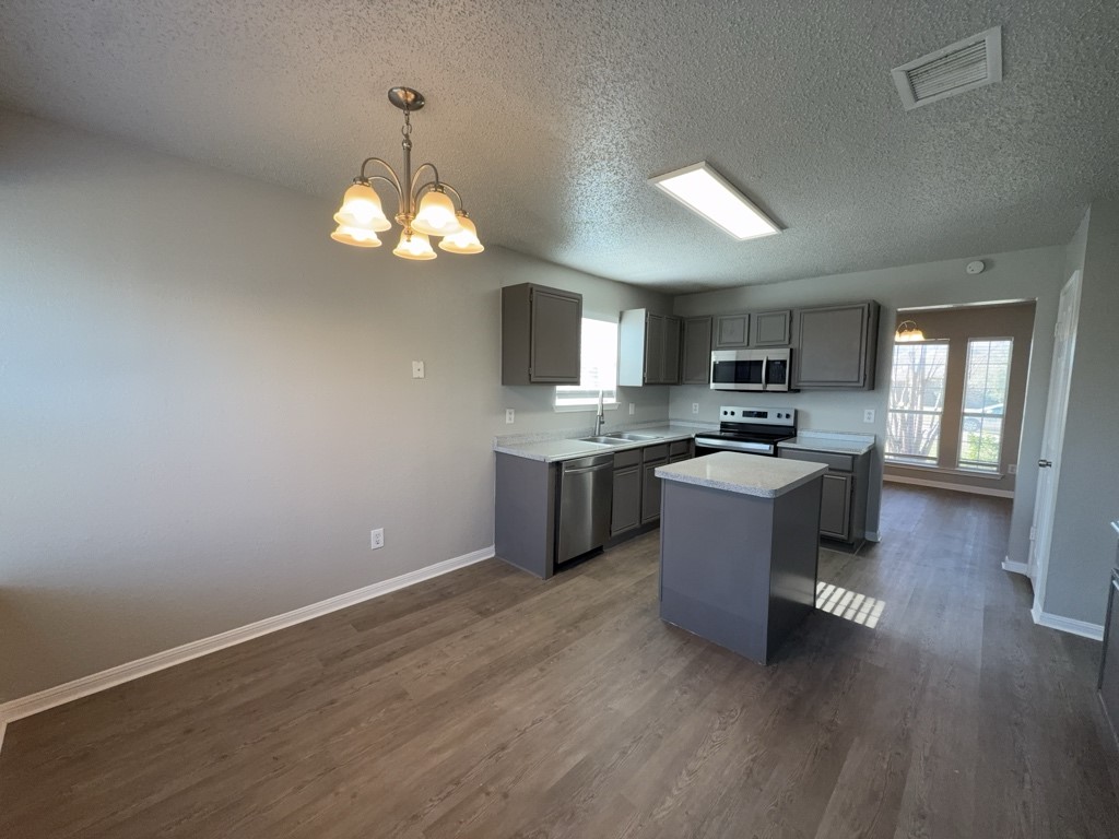 704 Inglewood Trail Desoto TX 75115