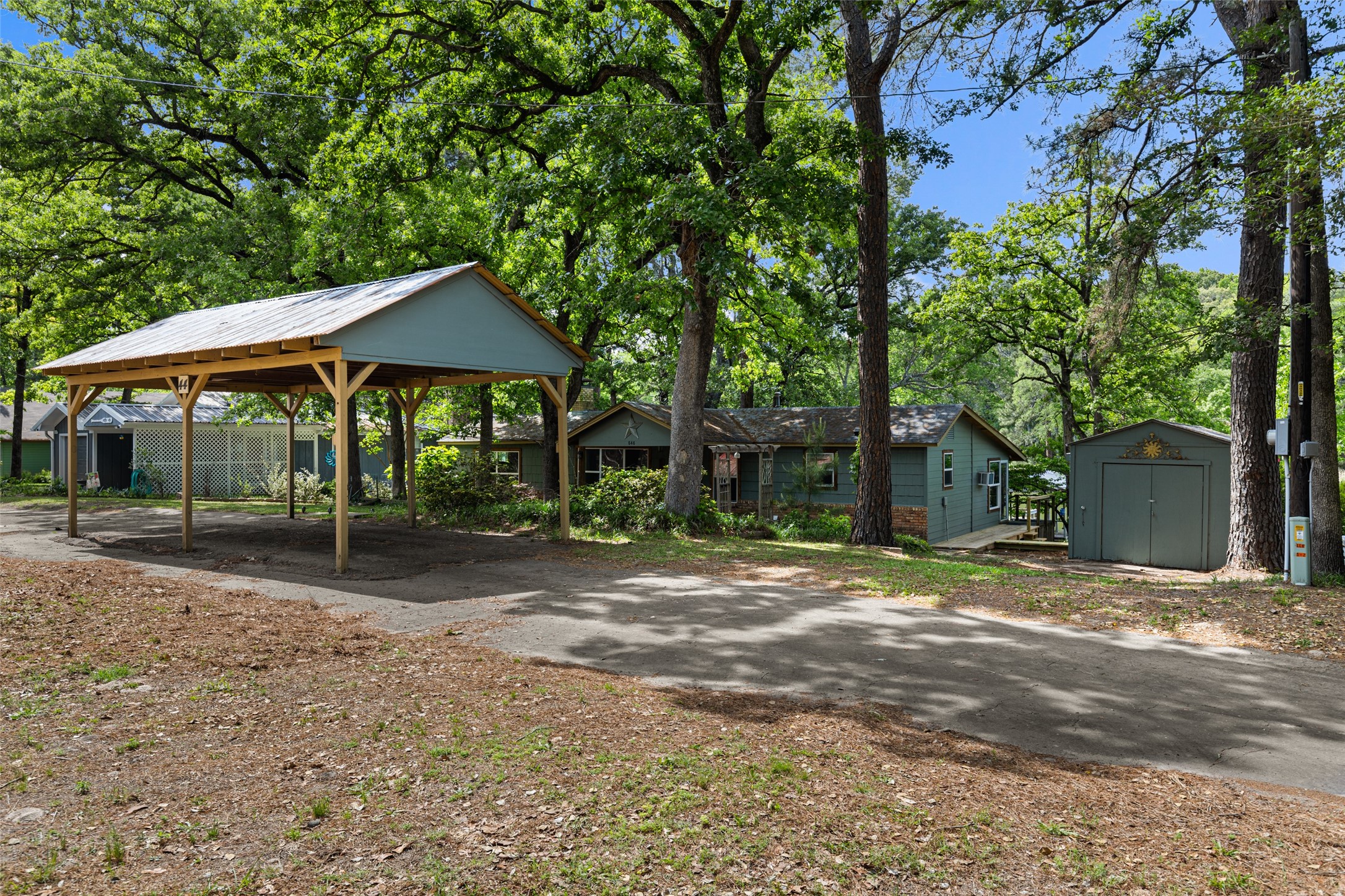 646 County Road 3235 Quitman TX 75783