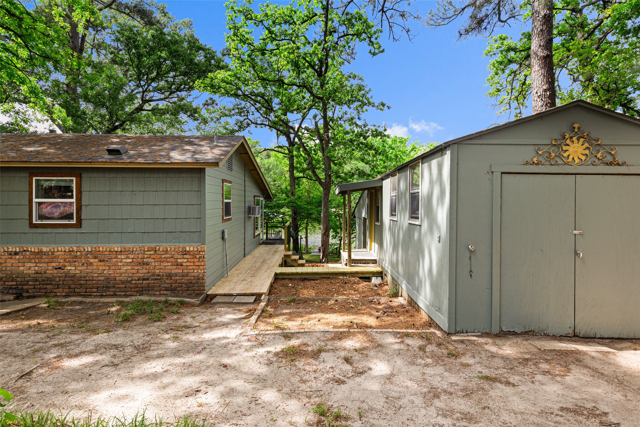 646 County Road 3235 Quitman TX 75783