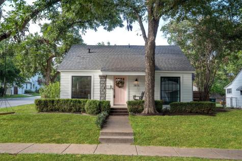 3836 Pershing Avenue Fort Worth TX 76107