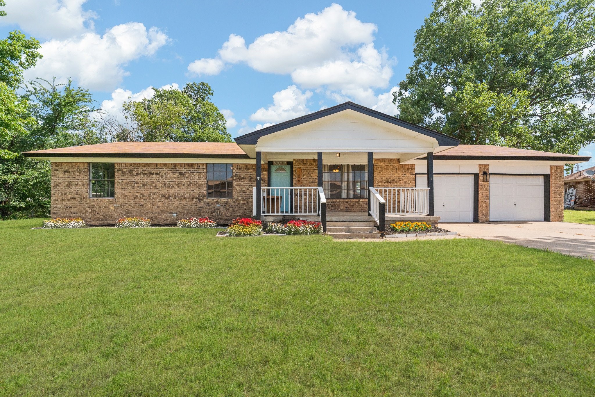 106 Cottonwood Street Joshua TX 76058