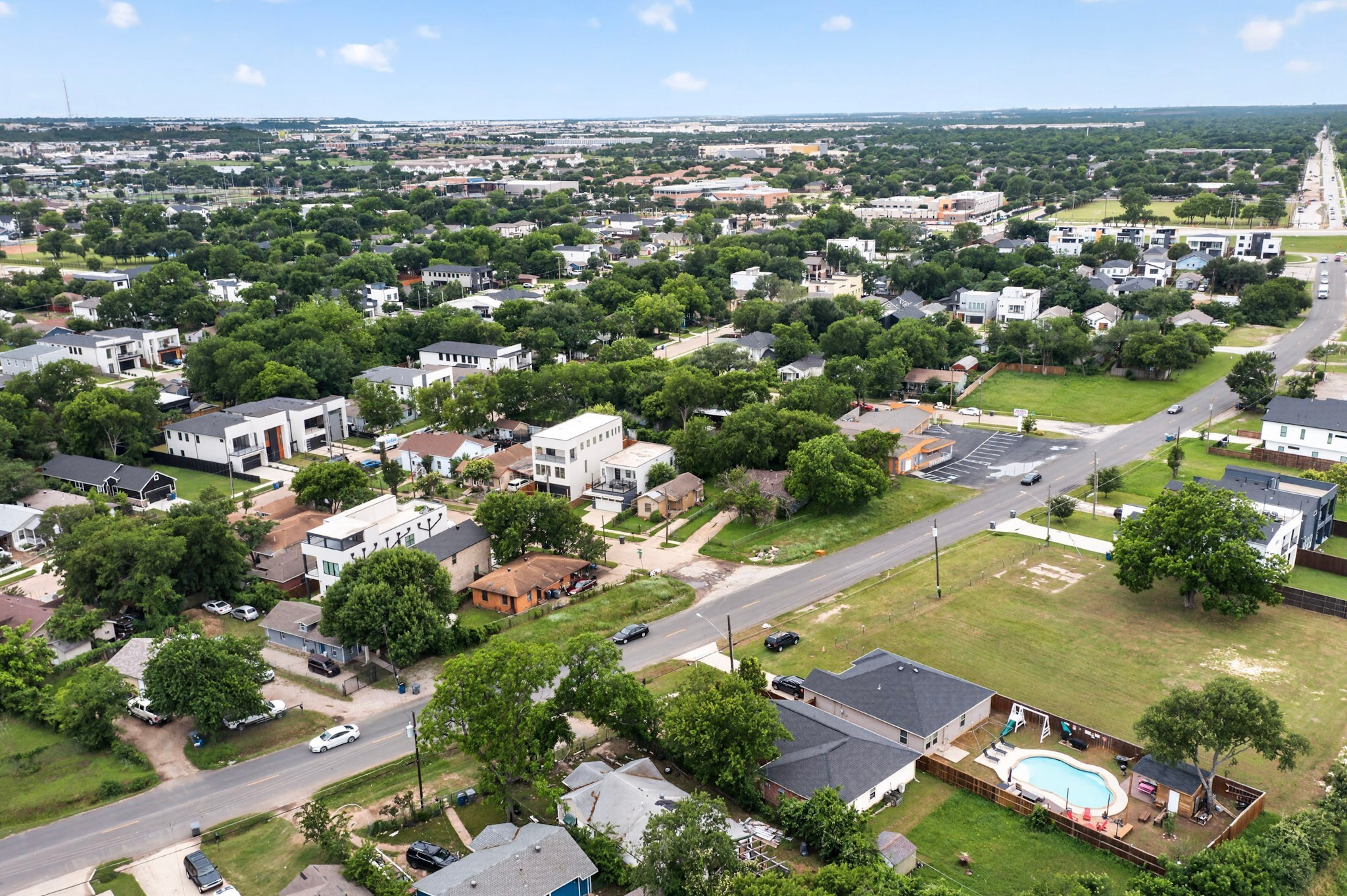 4015 Finis Lane Dallas TX 75212