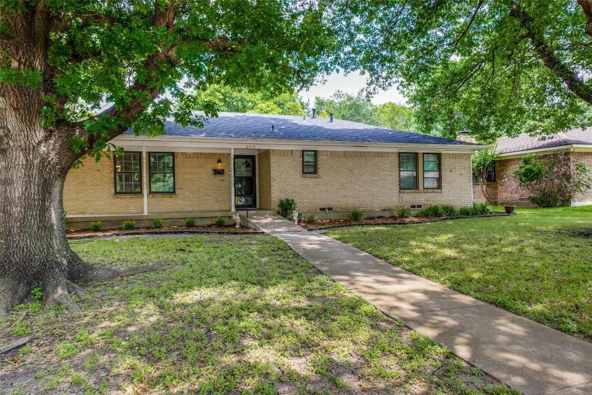 2319 Homeway Circle Dallas TX 75228