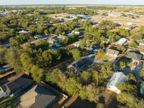 406 S Llano Street Whitney TX 76692