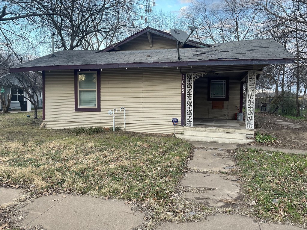 1008 N Wilhite Street Cleburne TX 76031