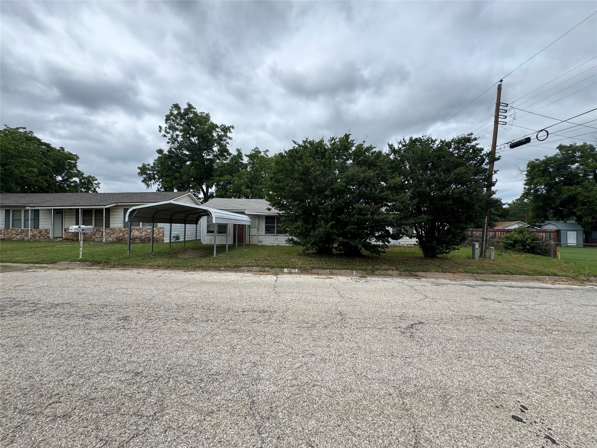 1429 Remington Street Graham TX 76450