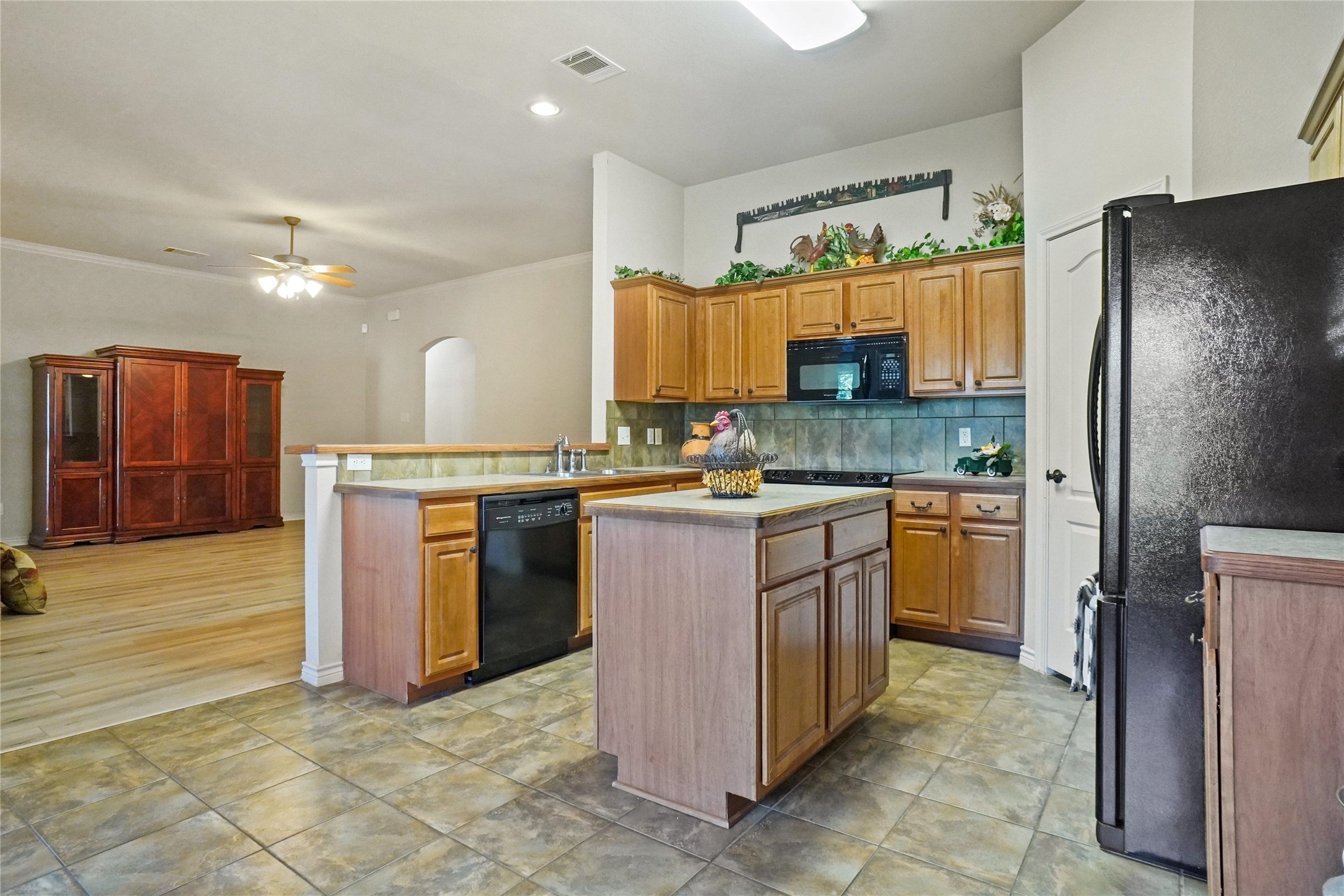 177 Lost Oak Drive Azle TX 76020