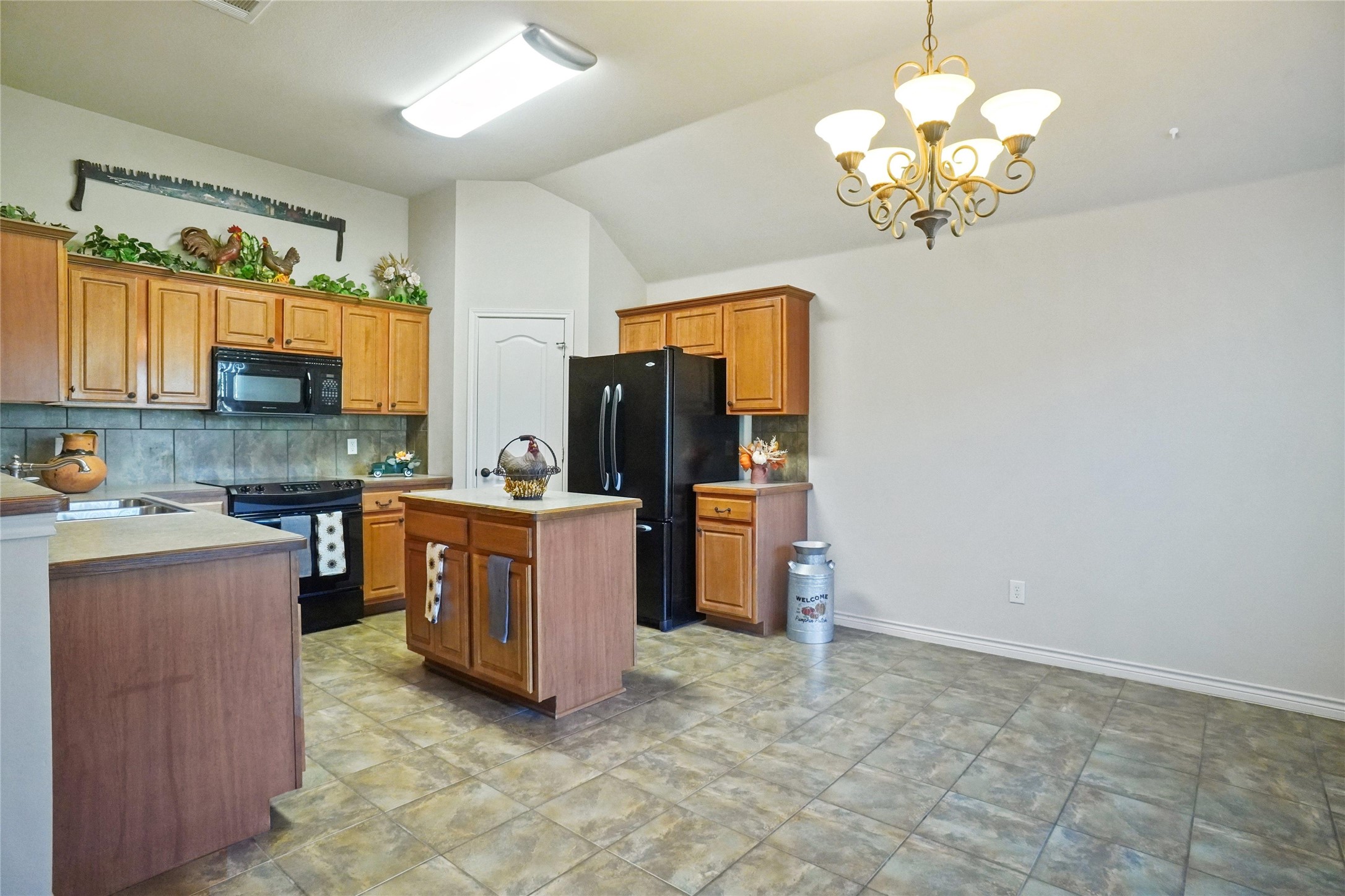 177 Lost Oak Drive Azle TX 76020