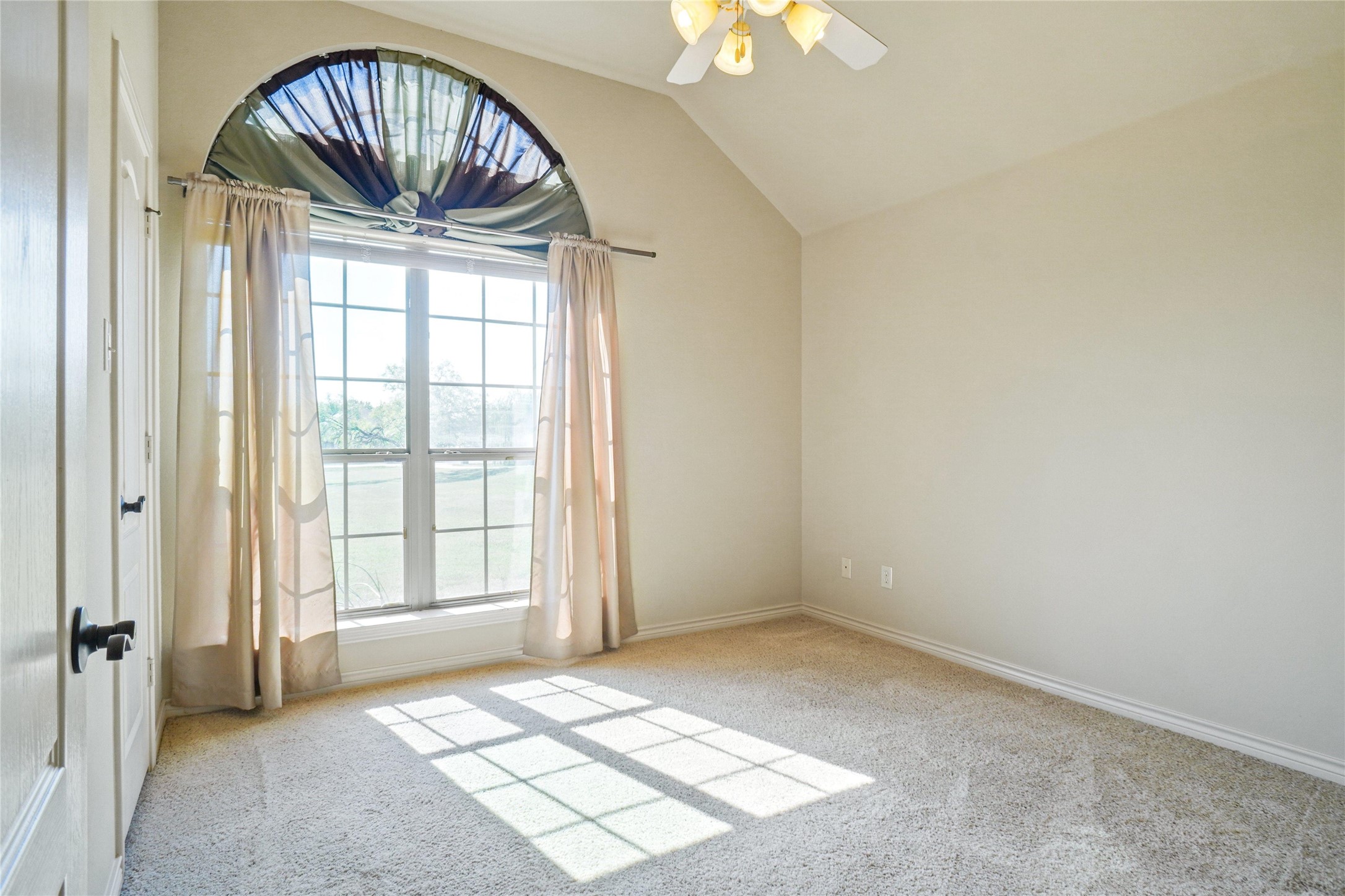 177 Lost Oak Drive Azle TX 76020