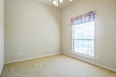 177 Lost Oak Drive Azle TX 76020