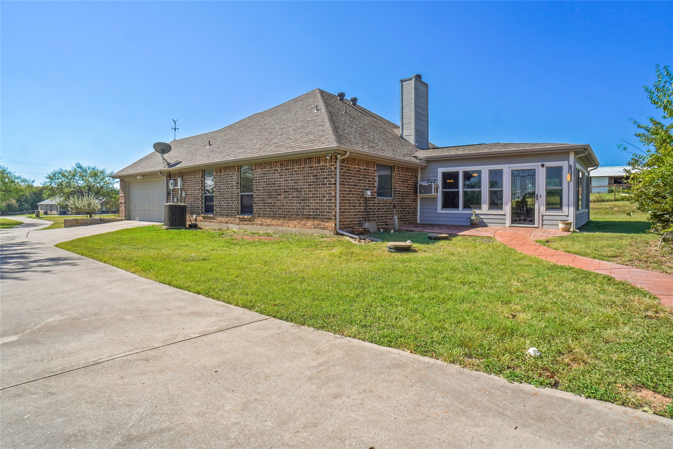 177 Lost Oak Drive Azle TX 76020
