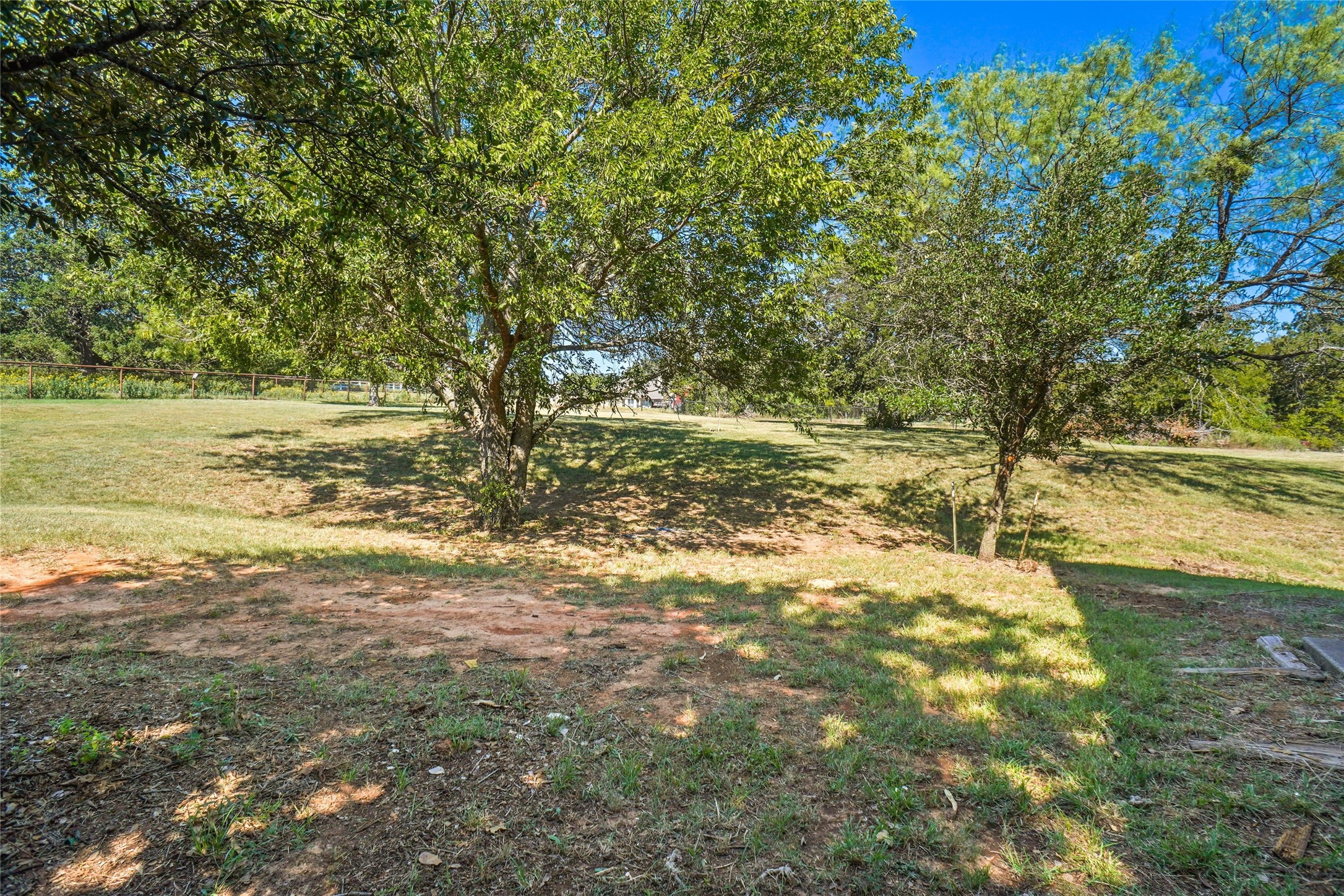 177 Lost Oak Drive Azle TX 76020