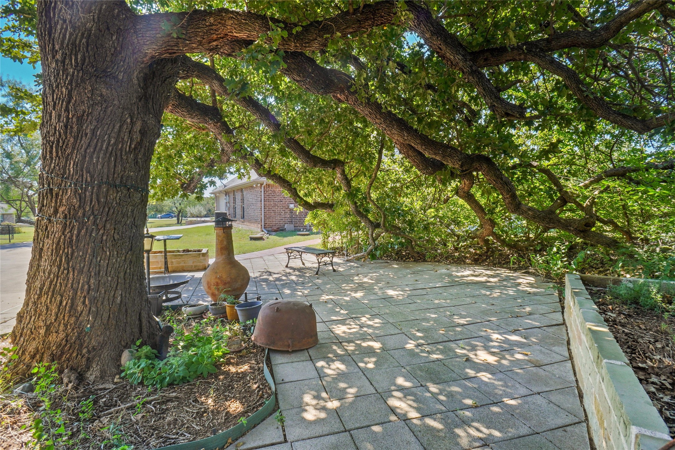 177 Lost Oak Drive Azle TX 76020