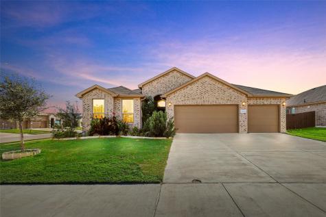 1209 Weeting Lane Saginaw TX 76131