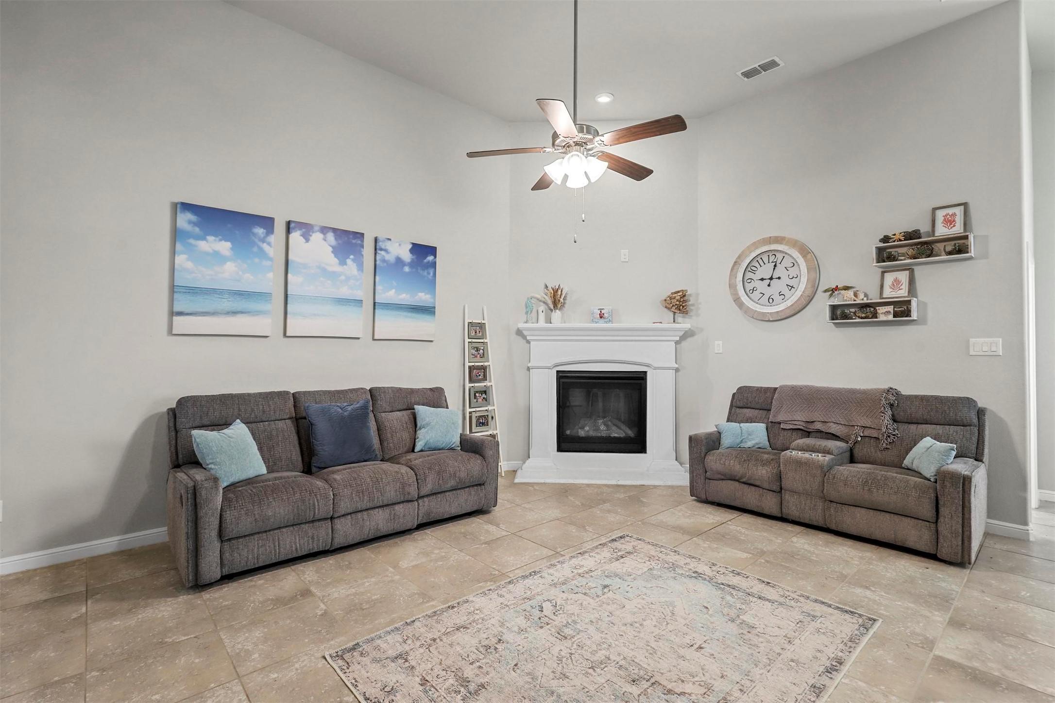 1209 Weeting Lane Saginaw TX 76131