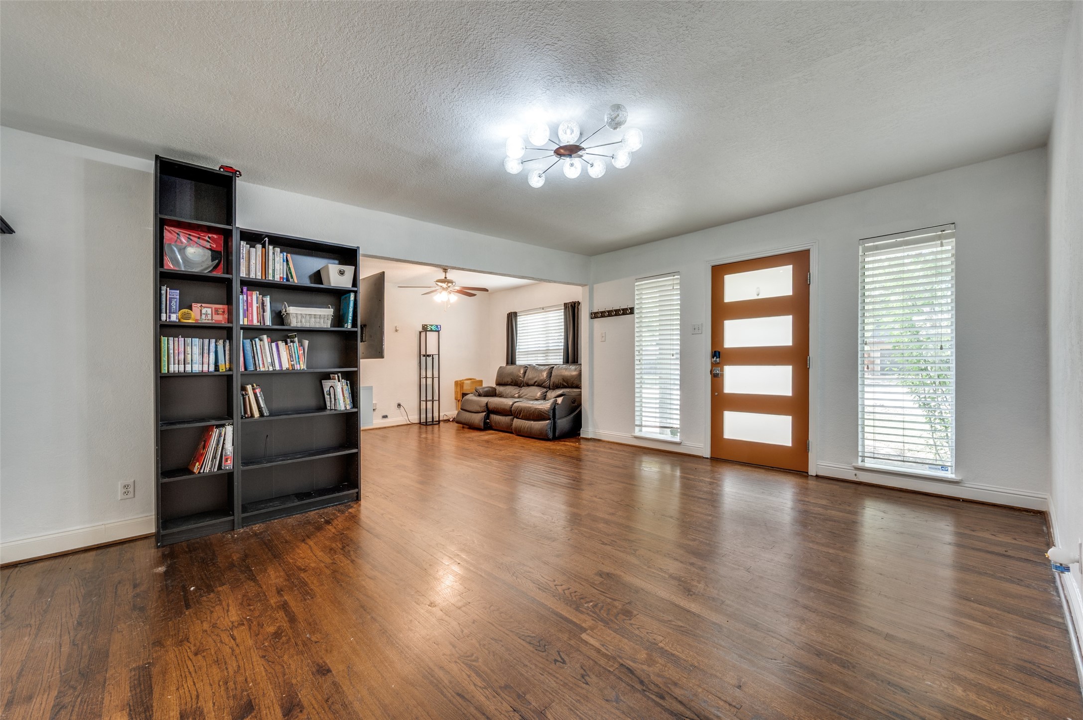 3728 Park Lane Dallas TX 75220
