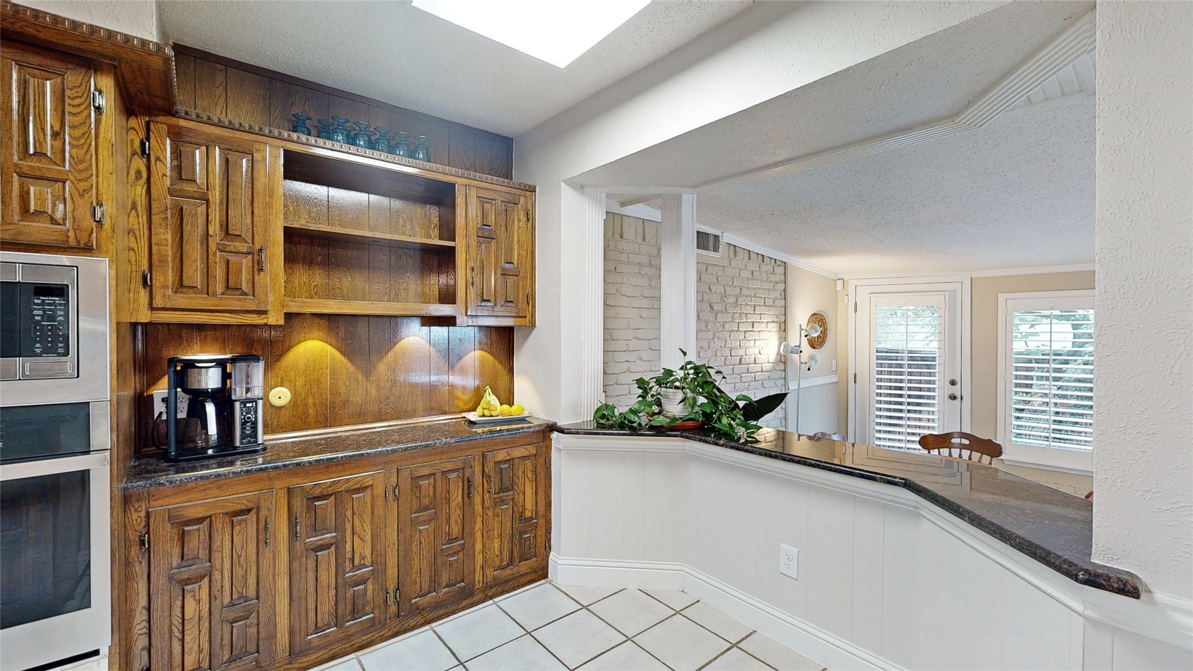 1402 Canadian Circle Grand Prairie TX 75050