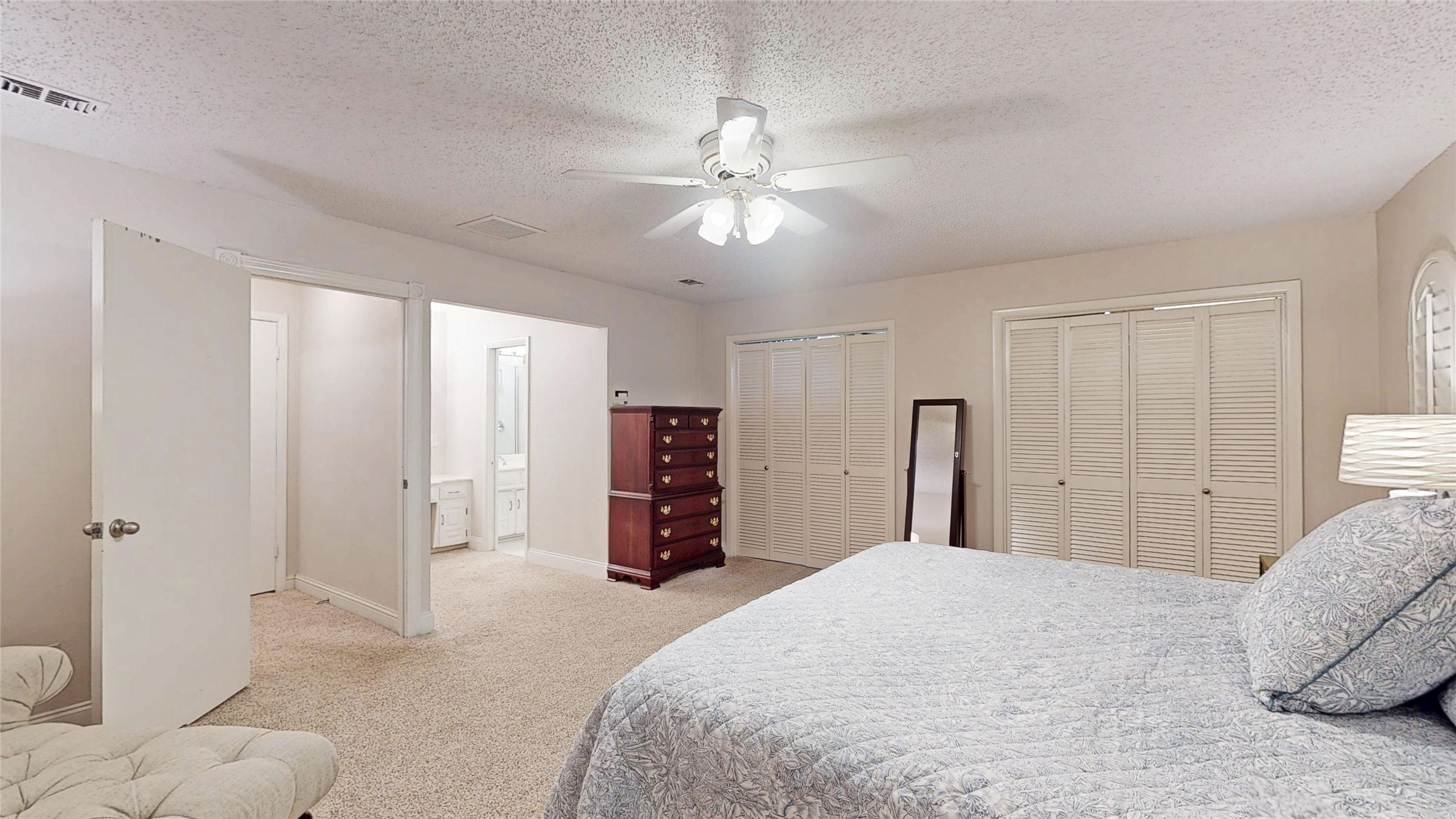 1402 Canadian Circle Grand Prairie TX 75050