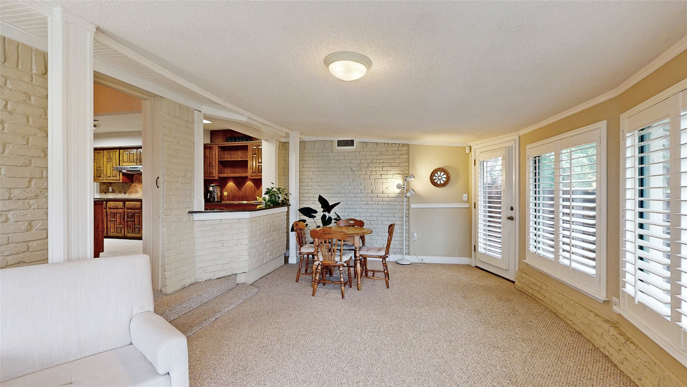 1402 Canadian Circle Grand Prairie TX 75050