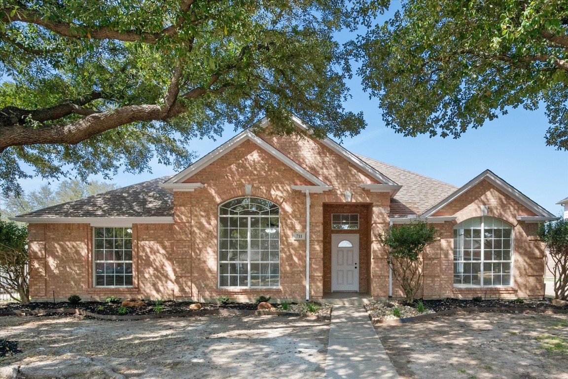 711 Coal Creek Drive Mansfield TX 76063