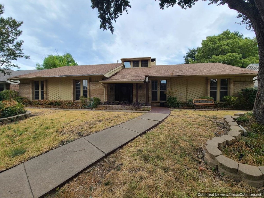 2706 Spartacus Drive Grand Prairie TX 75052