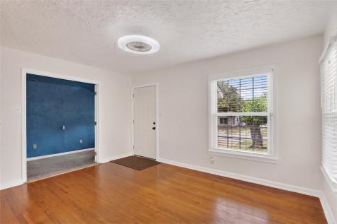 1224 Marion Avenue Fort Worth TX 76104