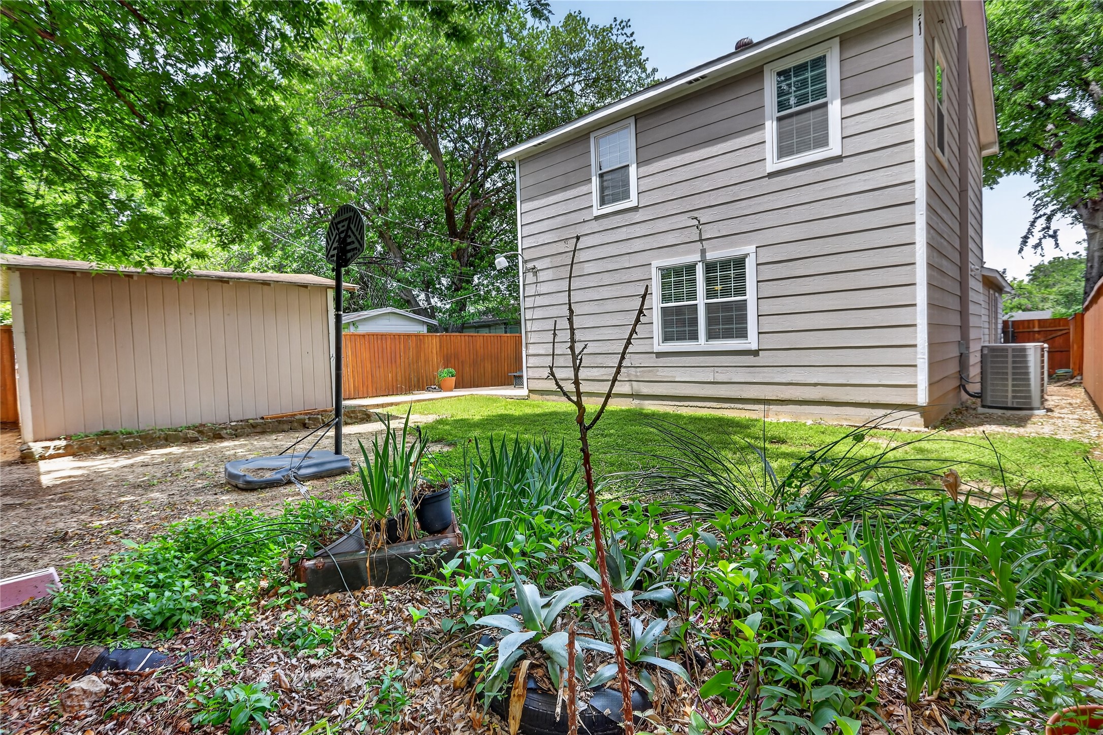 1224 Marion Avenue Fort Worth TX 76104
