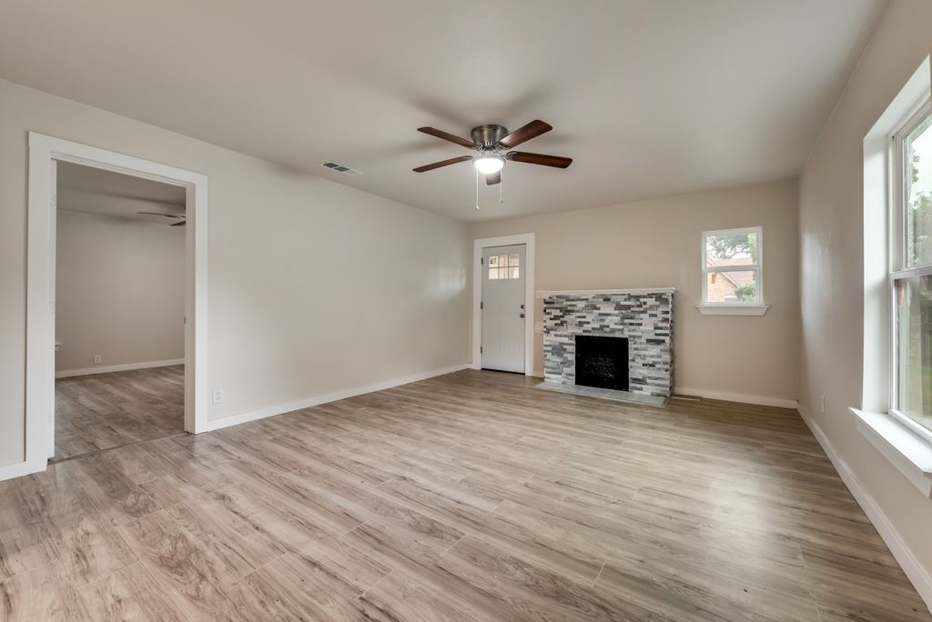 3704 Avenue G Fort Worth TX 76105