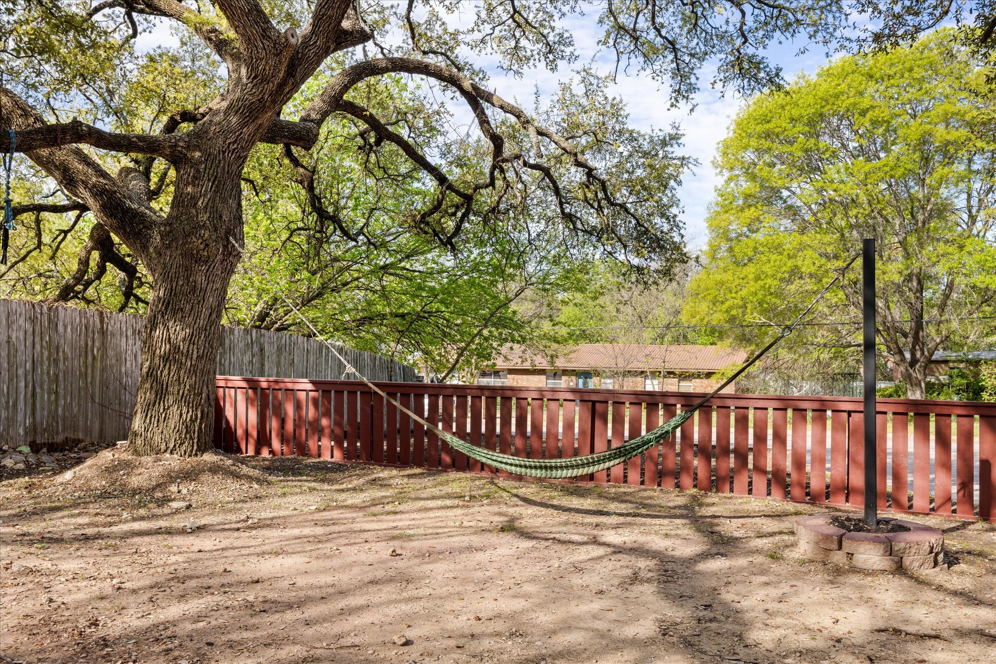 602 E 4th Street Weatherford TX 76086