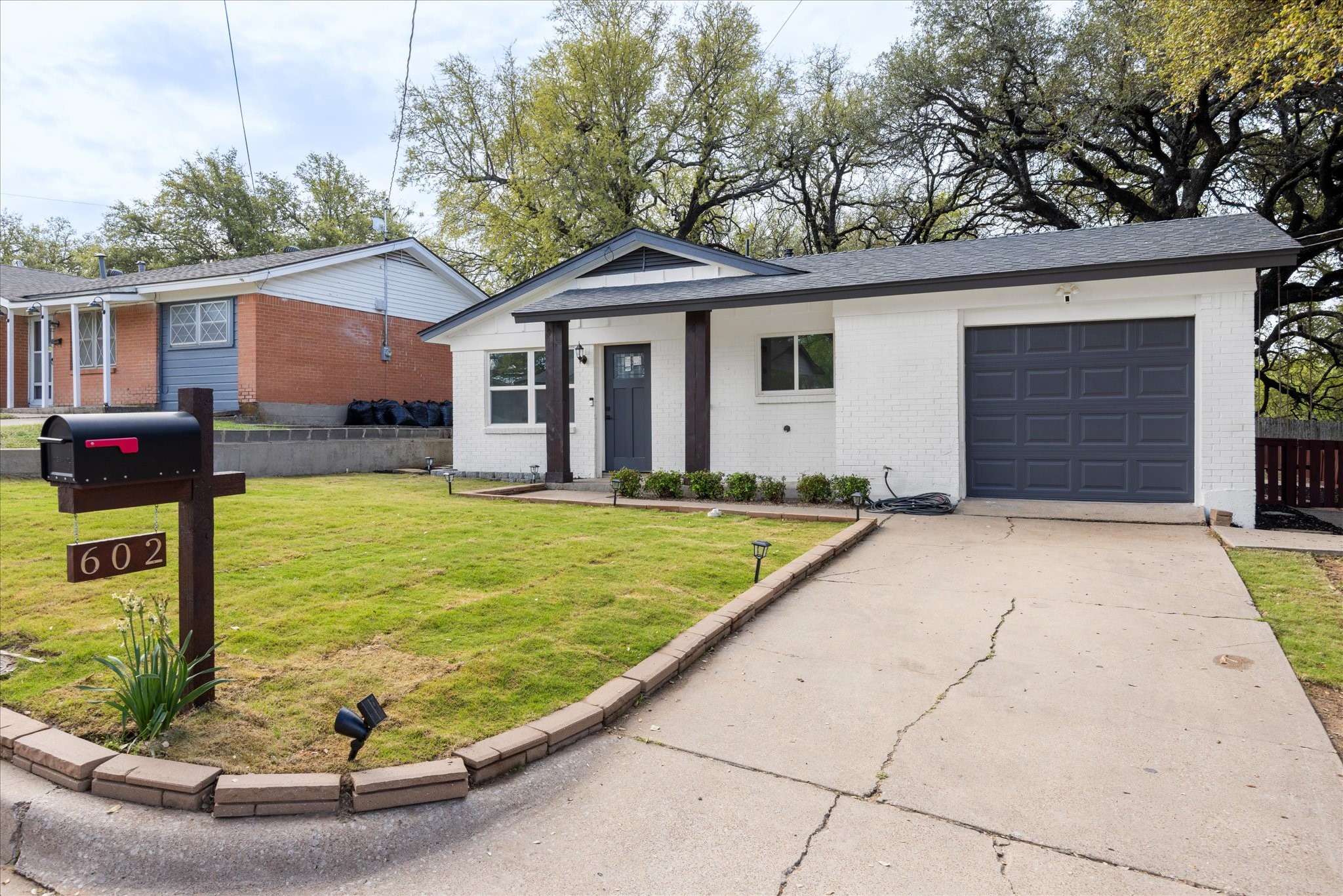 602 E 4th Street Weatherford TX 76086