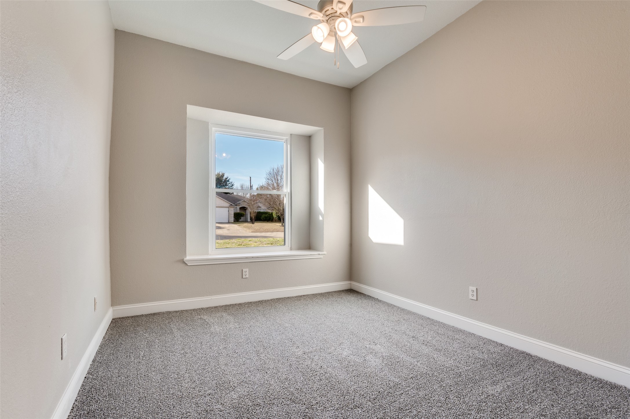 670 Honeysuckle Lane Cedar Hill TX 75104