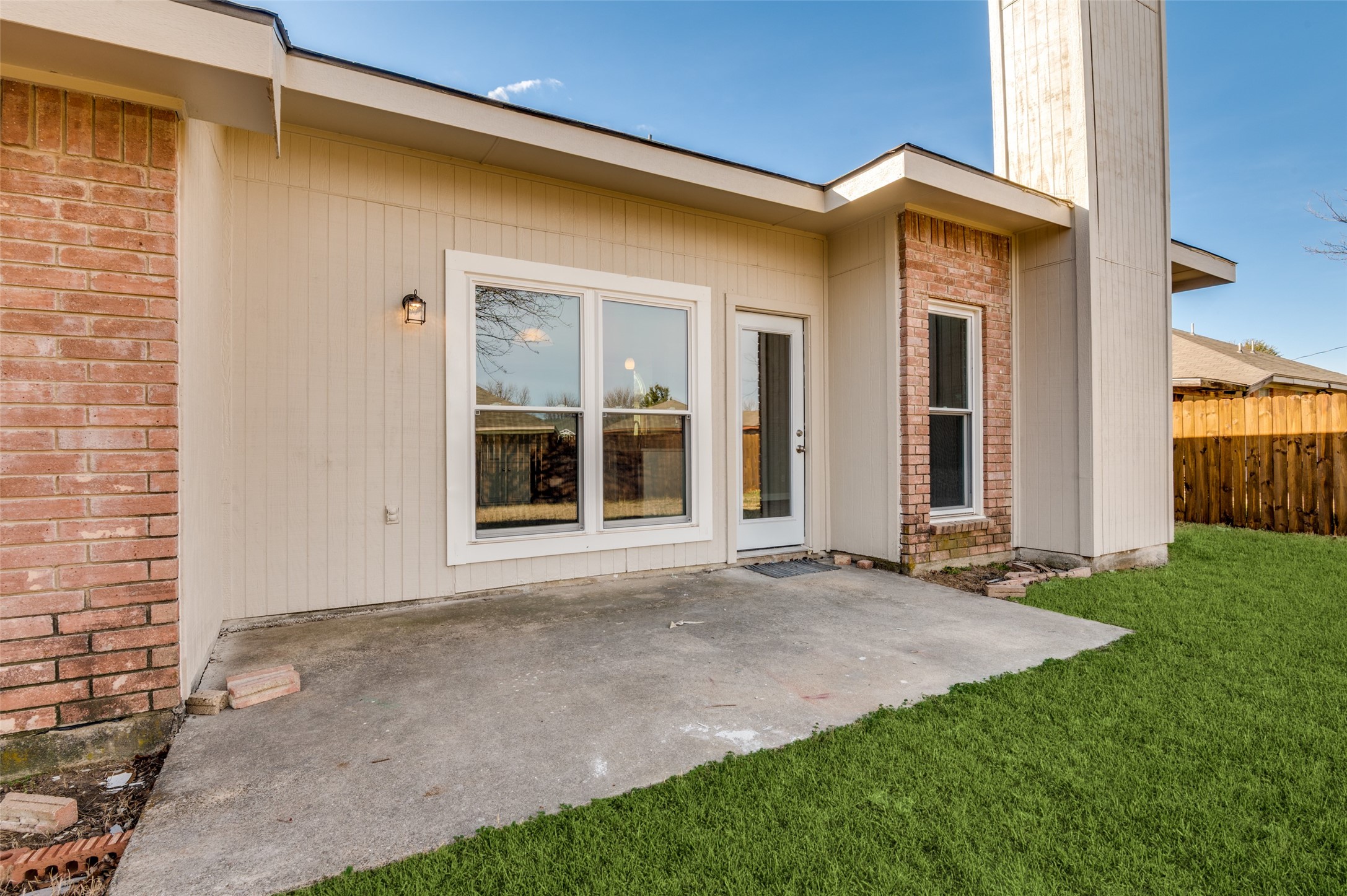670 Honeysuckle Lane Cedar Hill TX 75104
