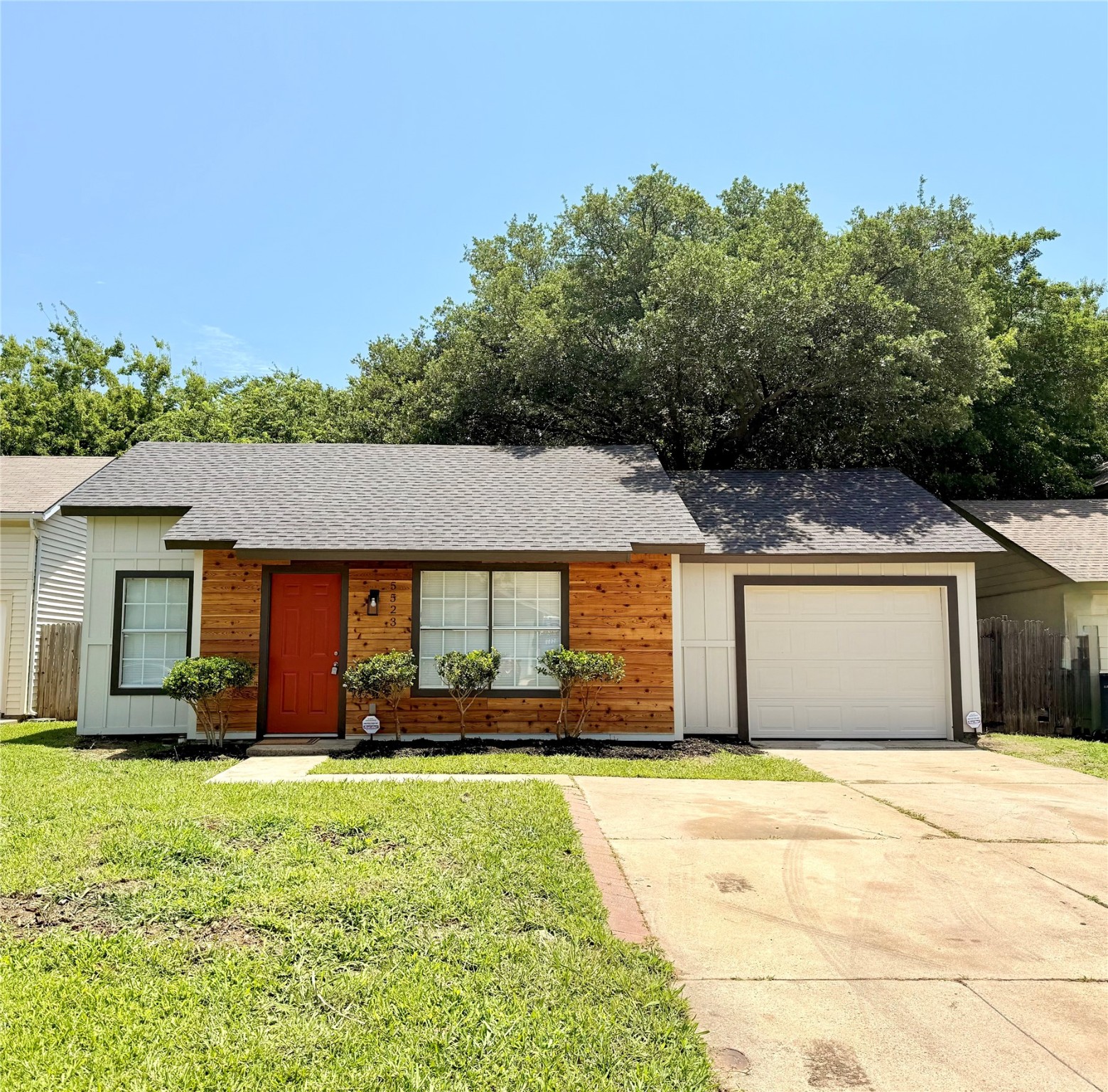 5523 Safari Trail Arlington TX 76018