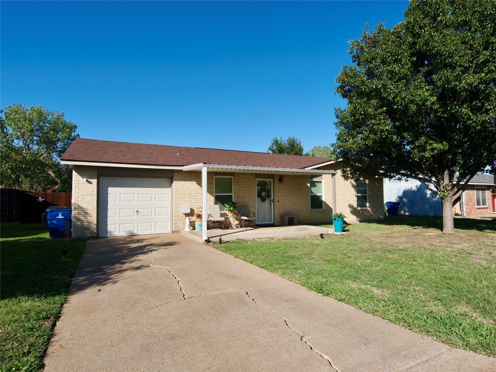 1511 Avenue B Graham TX 76450