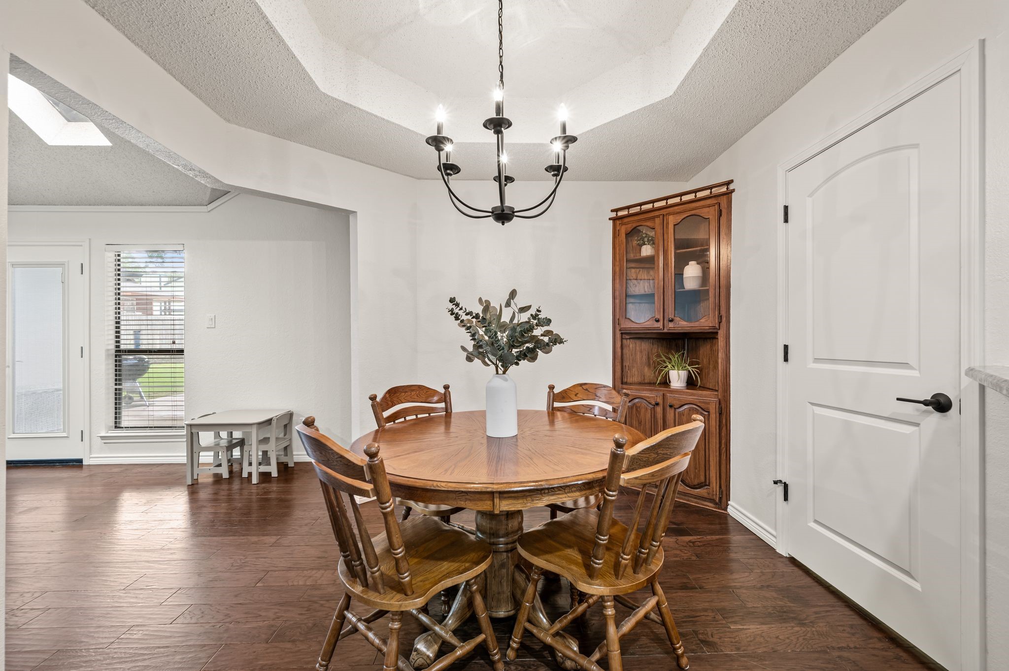 1312 Circle Lane Bedford TX 76022