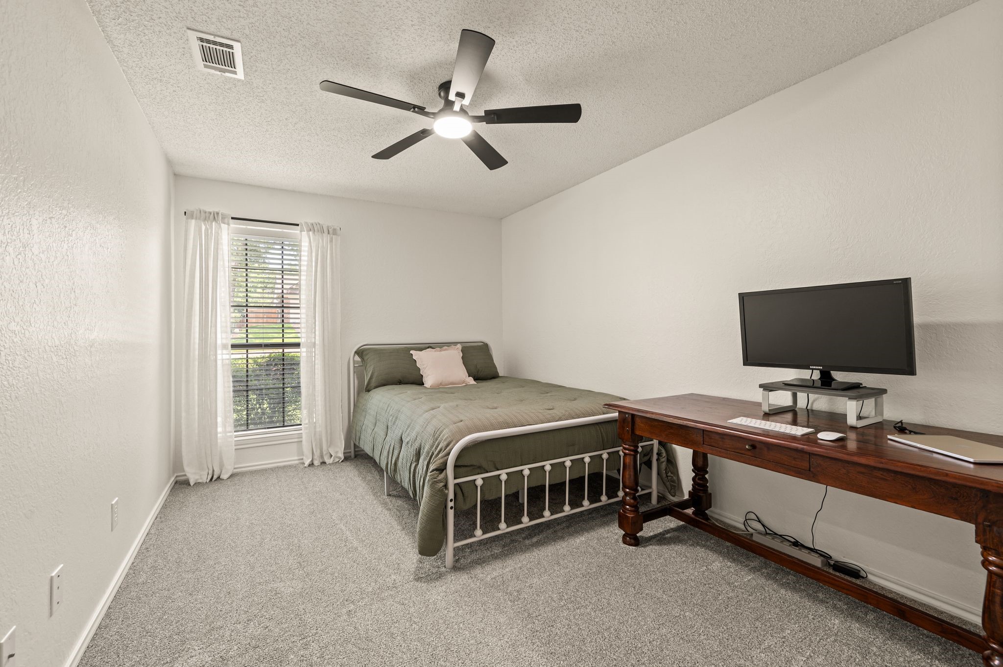 1312 Circle Lane Bedford TX 76022