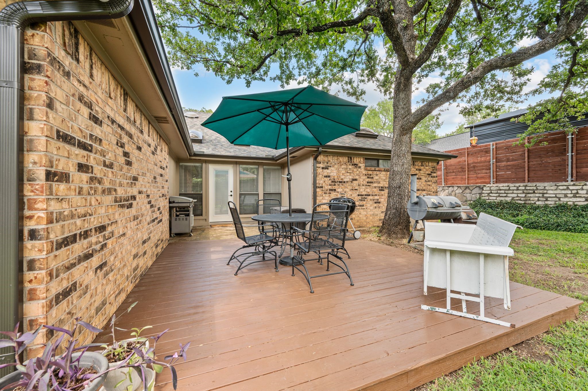 1312 Circle Lane Bedford TX 76022