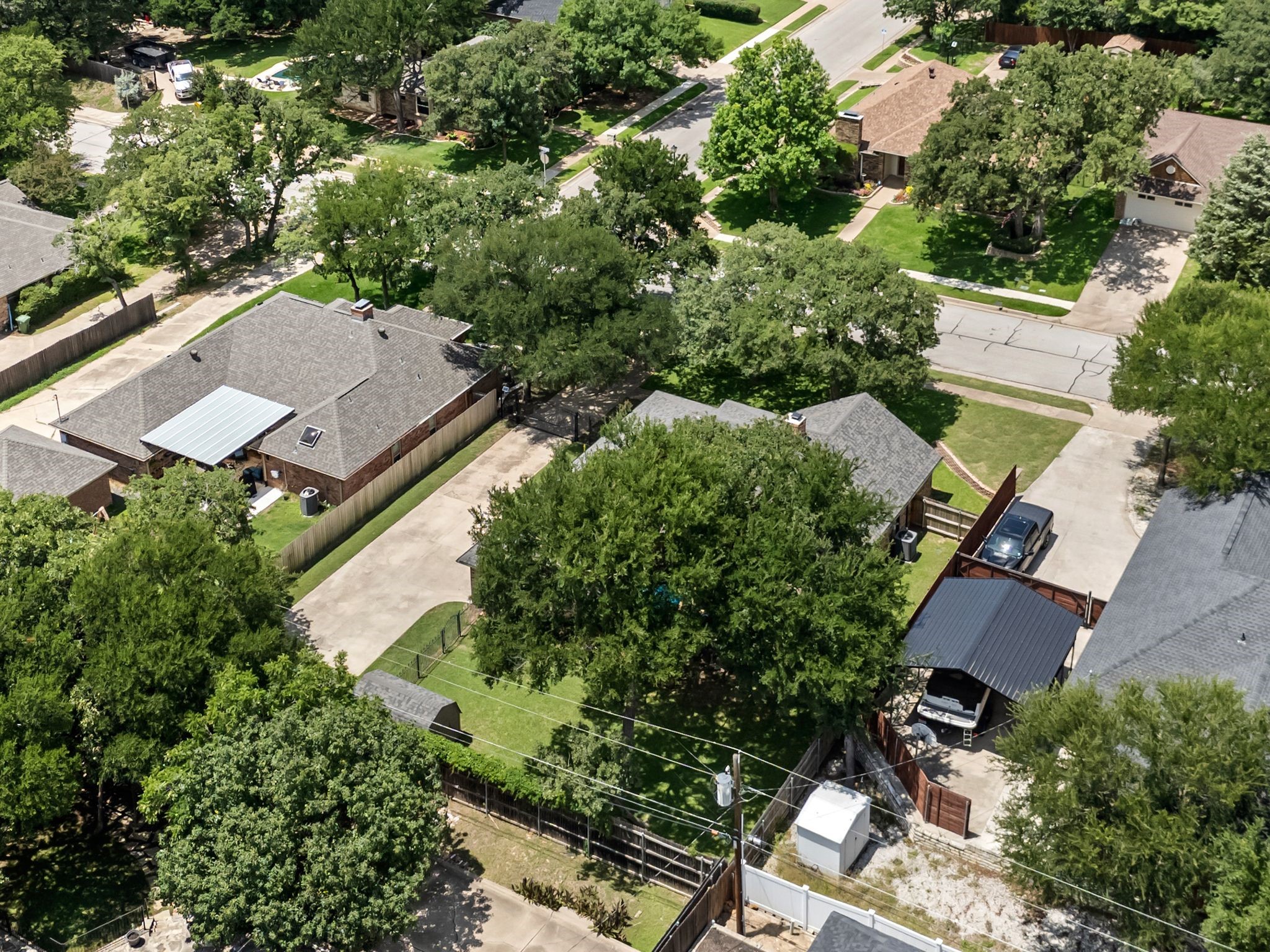 1312 Circle Lane Bedford TX 76022