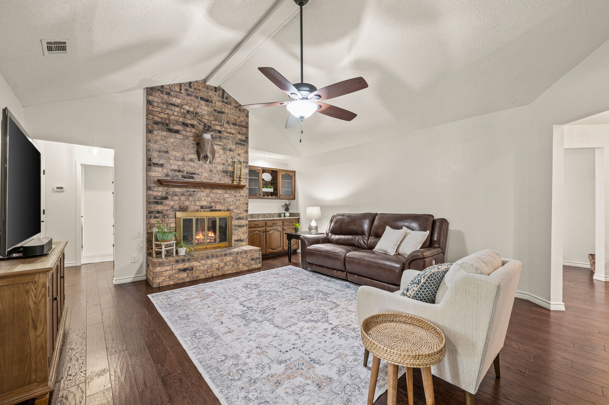 1312 Circle Lane Bedford TX 76022