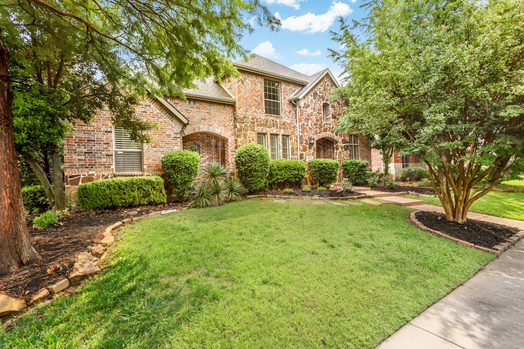 904 Crestmoor Drive Allen TX 75013