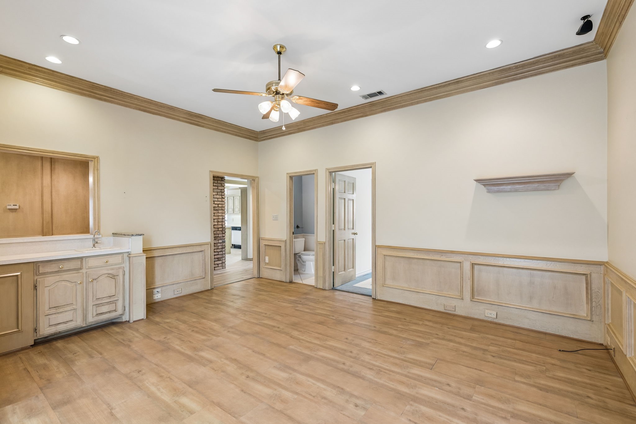 2212 Lorraine Drive Carrollton TX 75006