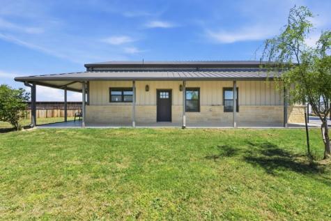 335 Meadow Bend Circle Stephenville TX 76401