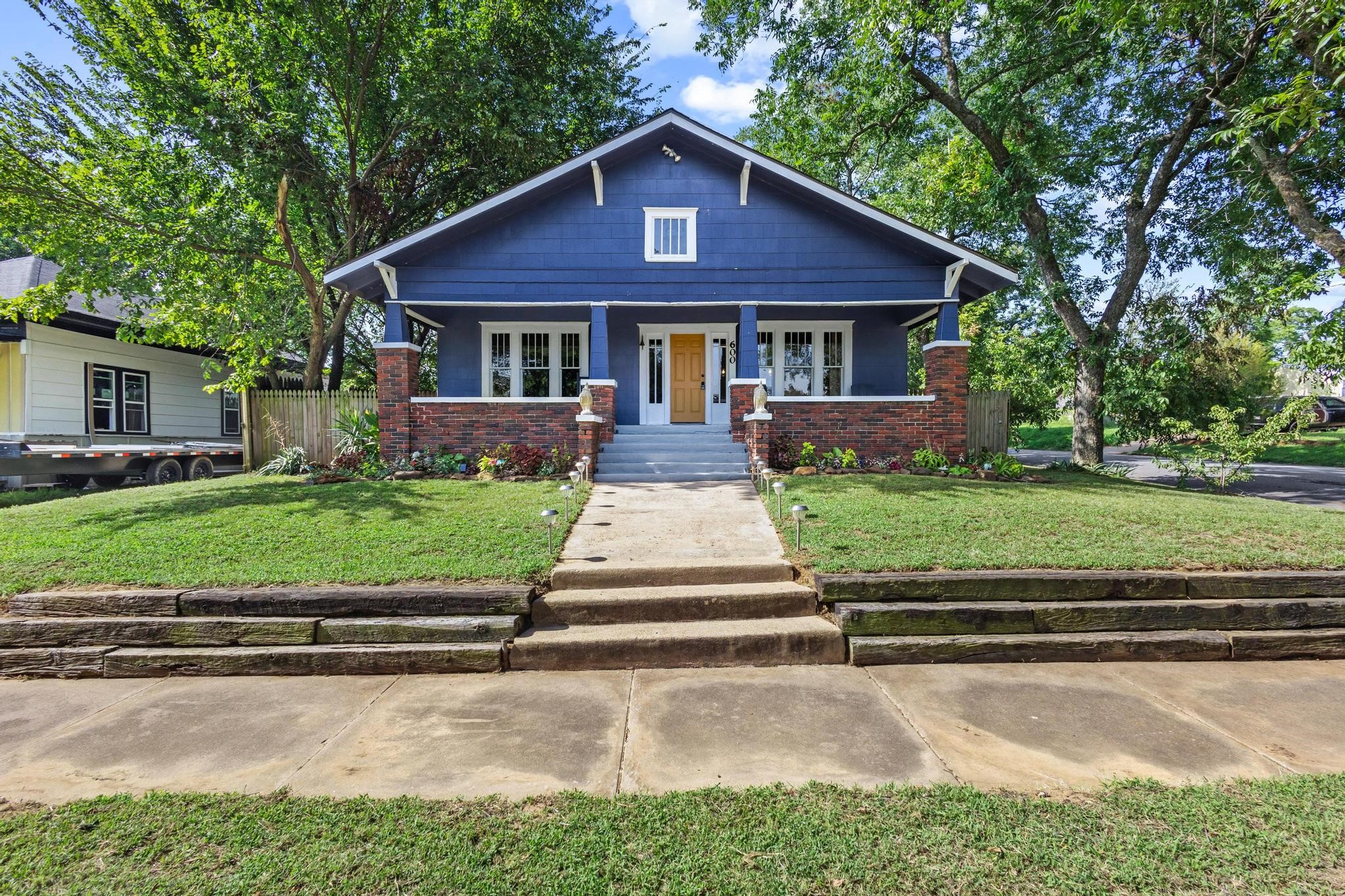 600 E Woodard Street Denison TX 75021