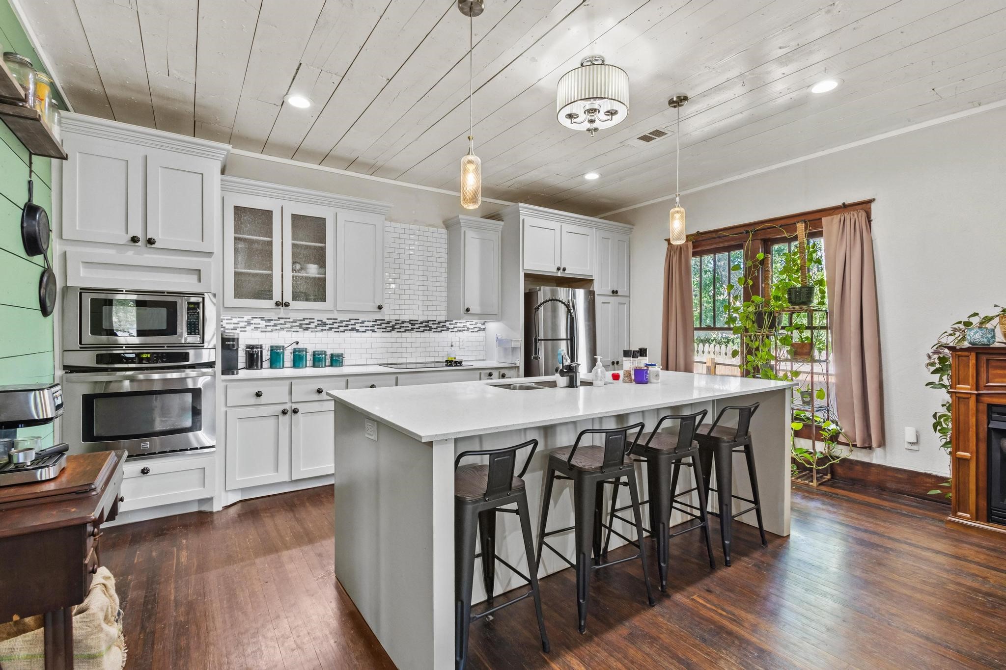 600 E Woodard Street Denison TX 75021