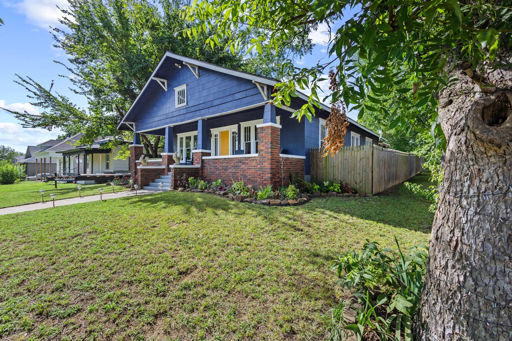 600 E Woodard Street Denison TX 75021