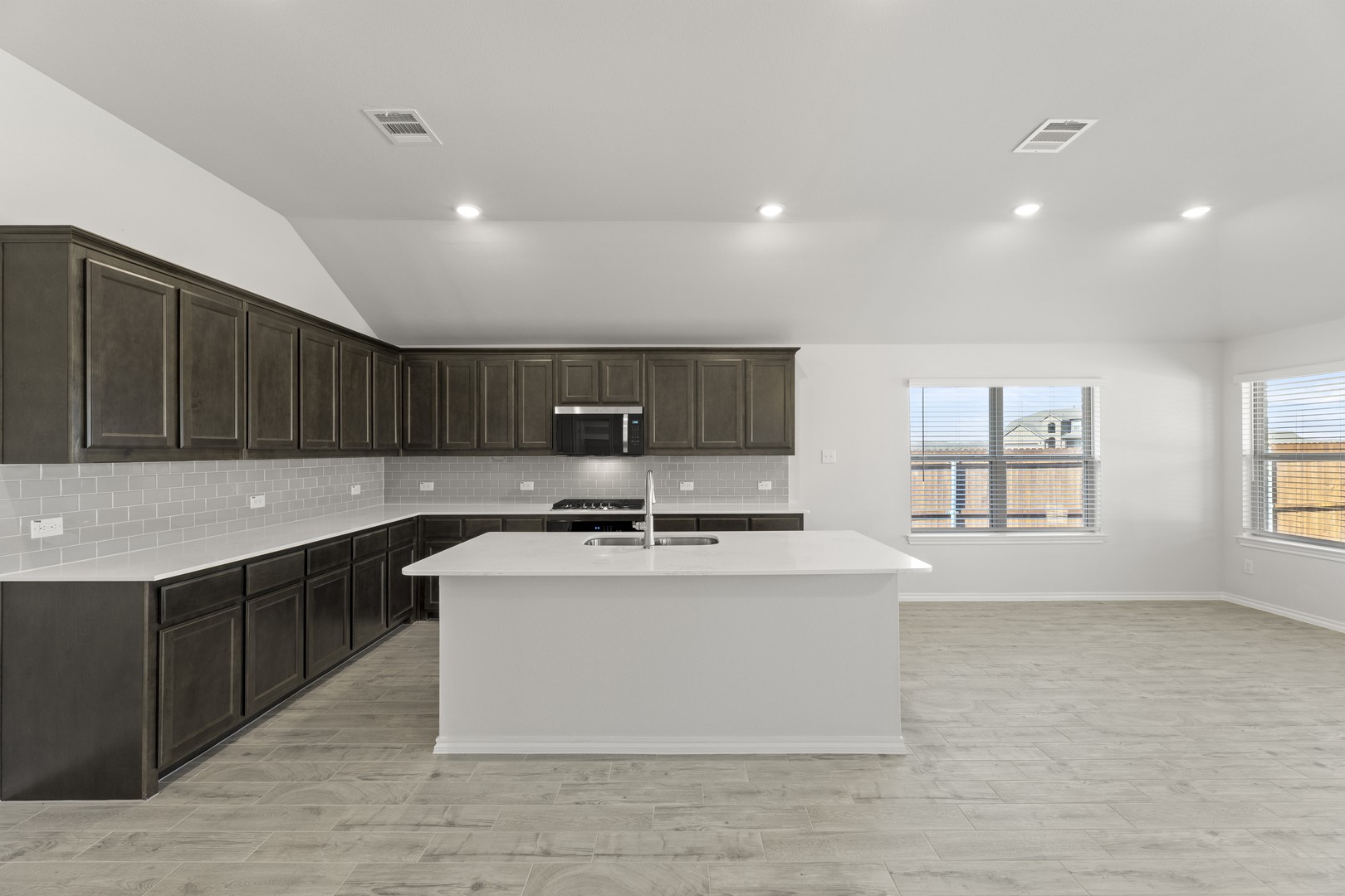 118 Coyote Circle Terrell TX 75160