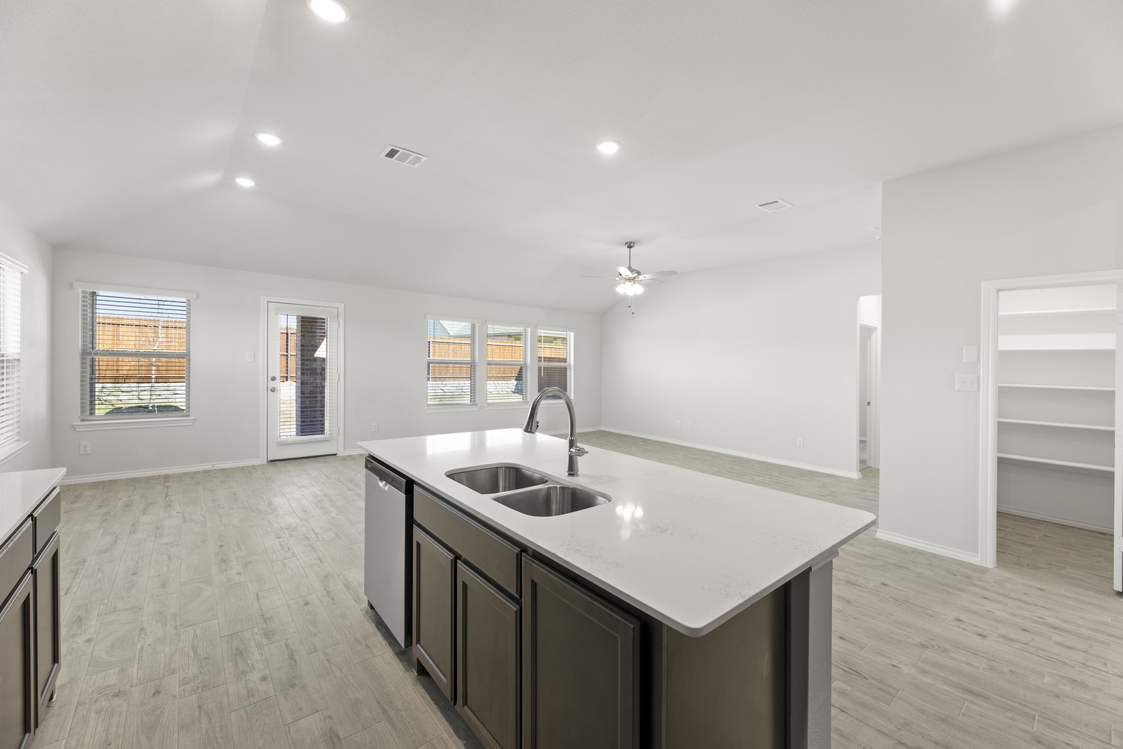 118 Coyote Circle Terrell TX 75160