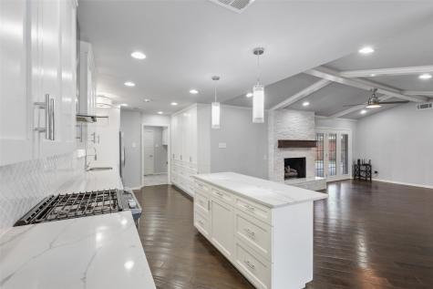 3053 Ponder Drive Dallas TX 75229