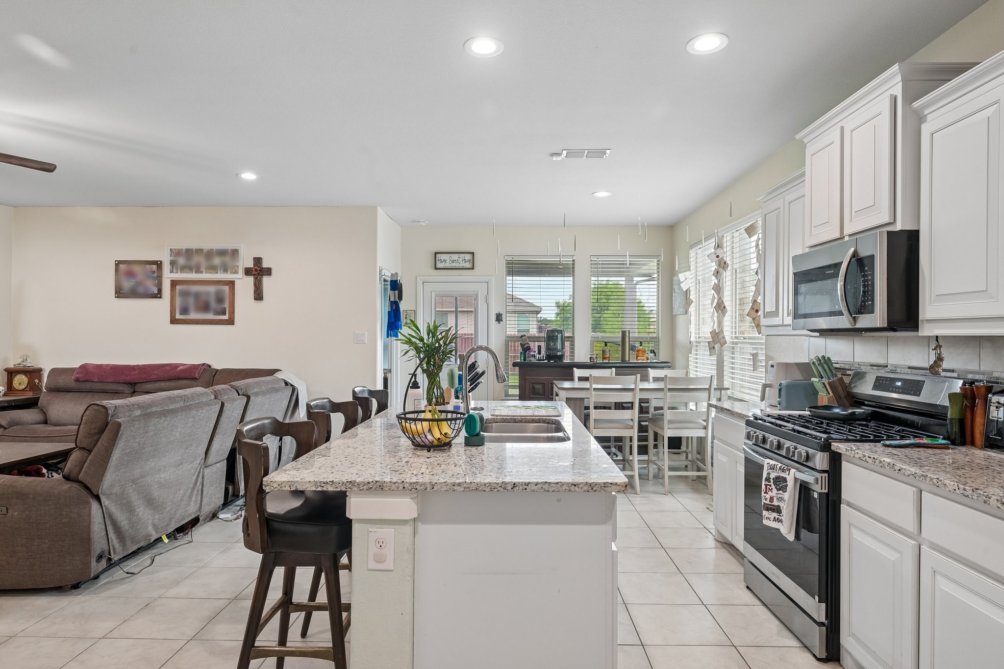 439 Helm Lane Azle TX 76020